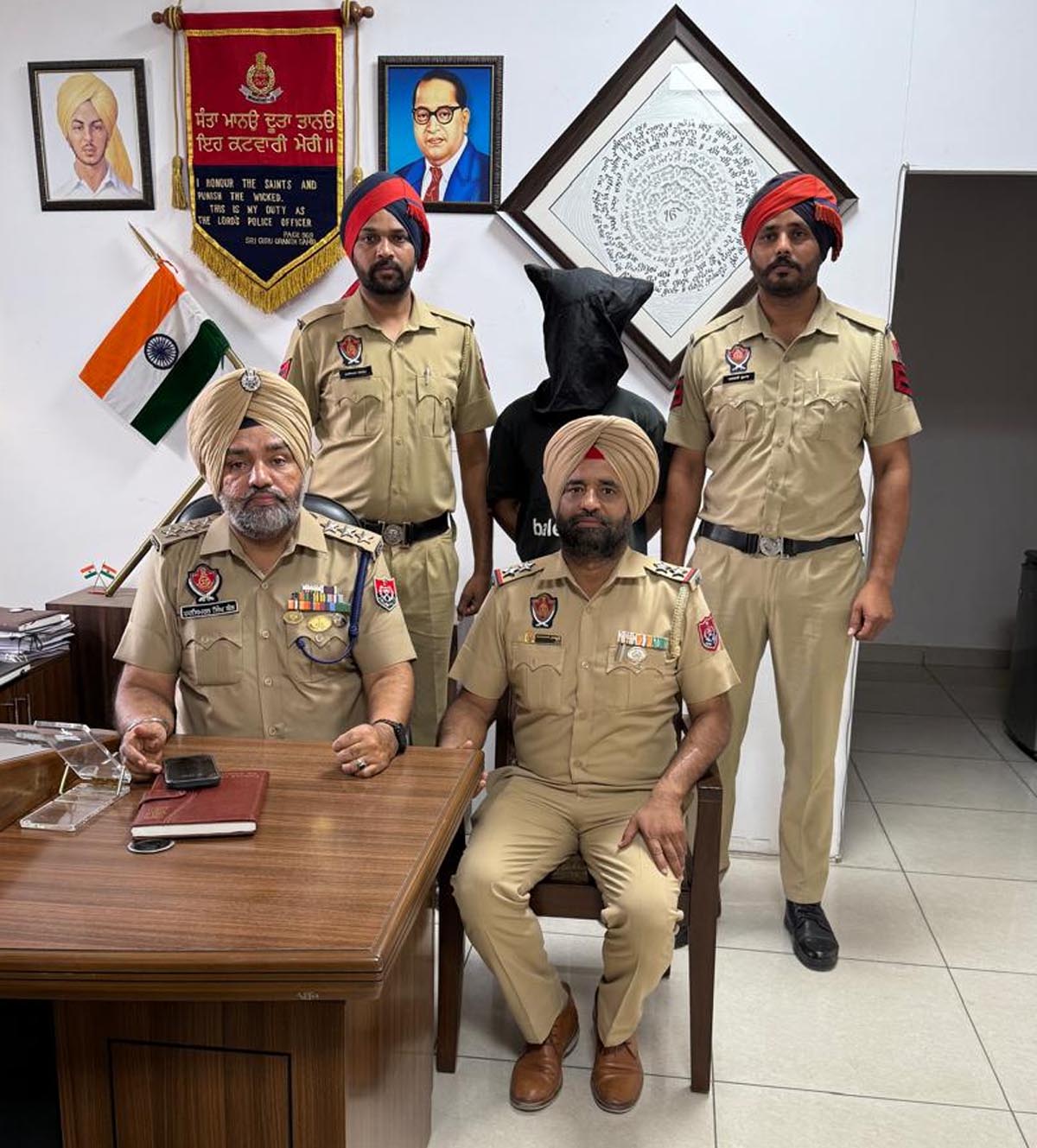 Mohali Police arrests 2 drug peddlers in separate cases, recovers 76 gms of Heroin